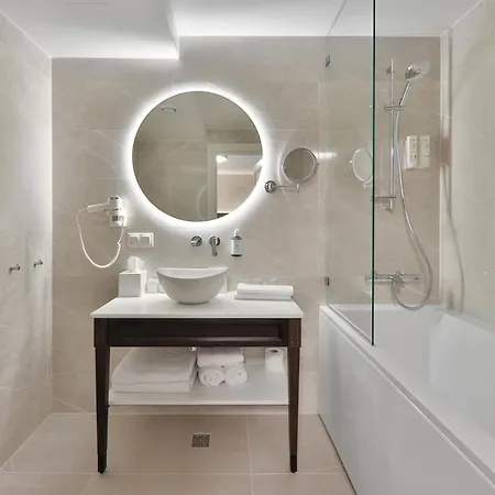 Nunne Boutique מלון 4*