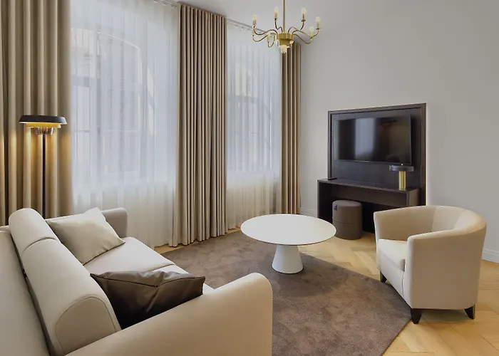 Nunne Boutique Hotell 4*